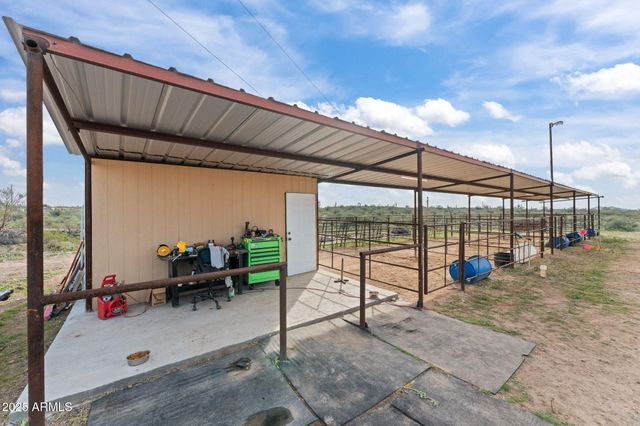 42710 W Highway 60 --, Morristown, AZ 85342
