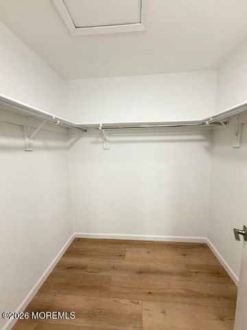166 Cross Slope Court H, Manalapan, NJ 07726