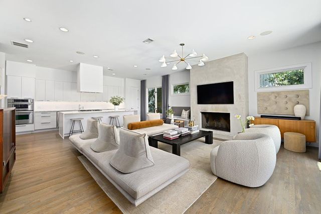 3712 Meredith ST, Austin, TX 78703