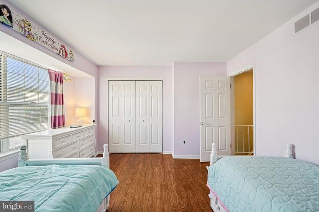 1011 HILLSBORO CT, Sewell, NJ 08080