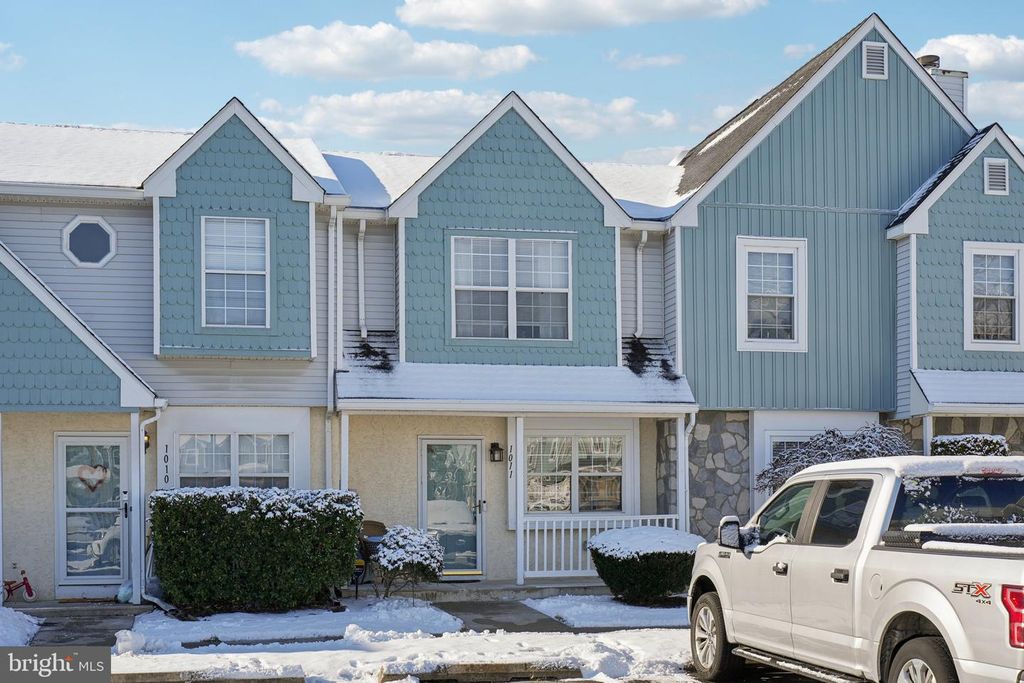 1011 HILLSBORO CT, Sewell, NJ 08080