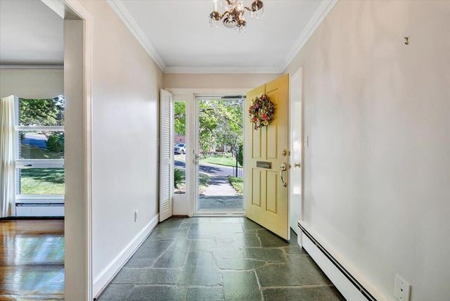 2421 Mount Vernon RD, Roanoke, VA 24015