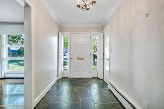 2421 Mount Vernon RD, Roanoke, VA 24015