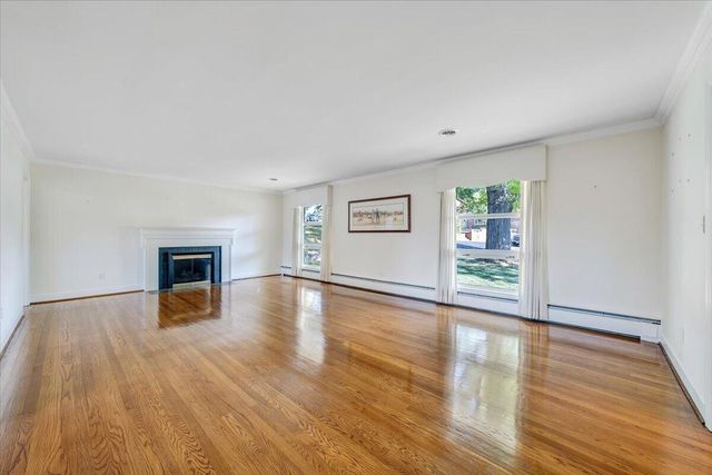 2421 Mount Vernon RD, Roanoke, VA 24015