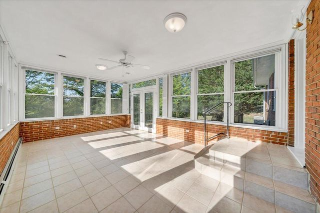 2421 Mount Vernon RD, Roanoke, VA 24015
