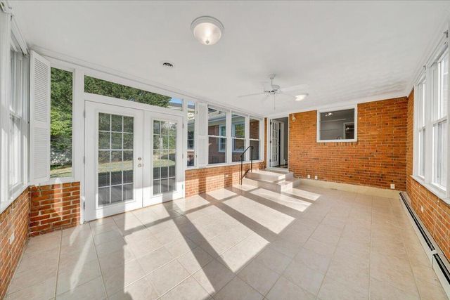 2421 Mount Vernon RD, Roanoke, VA 24015