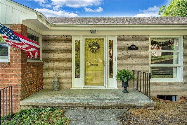 2421 Mount Vernon RD, Roanoke, VA 24015