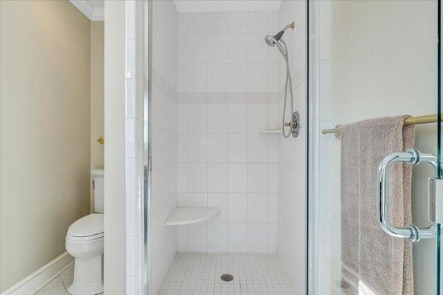 2421 Mount Vernon RD, Roanoke, VA 24015
