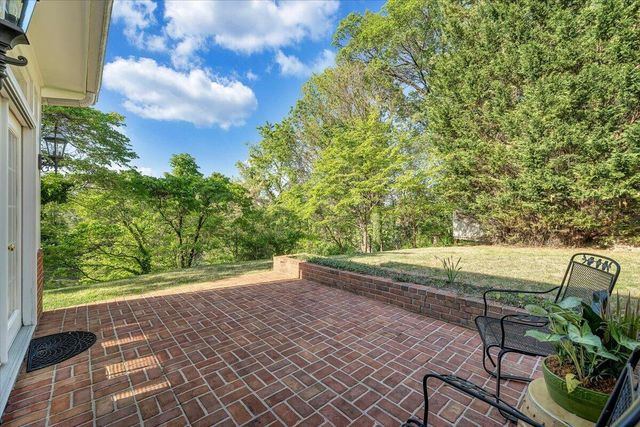 2421 Mount Vernon RD, Roanoke, VA 24015