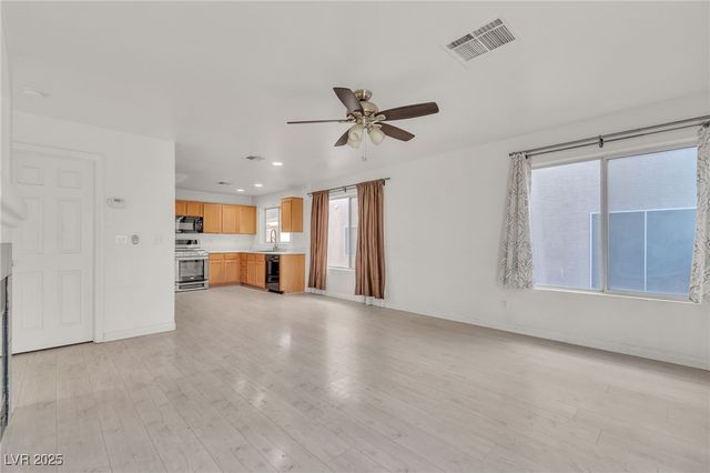 542 Truffles Street, Henderson, NV 89015