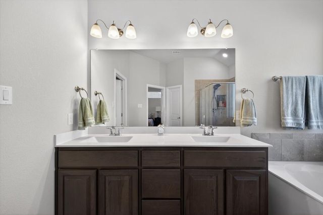 4409 Terraview Drive, Arlington, TX 76001