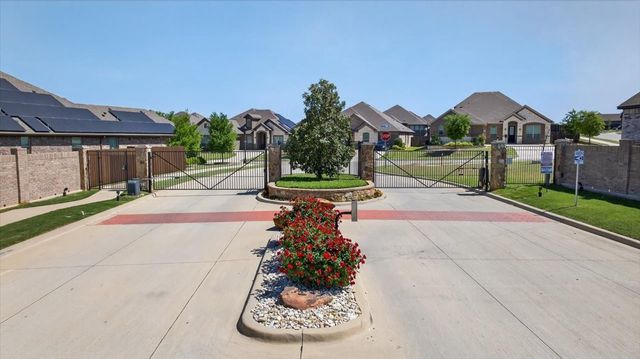 4409 Terraview Drive, Arlington, TX 76001