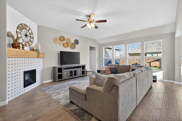 4409 Terraview Drive, Arlington, TX 76001