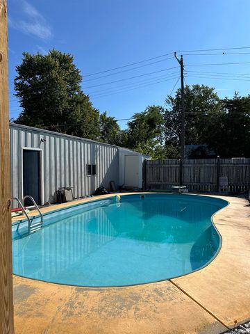 722 N Rush Street, Fairmount, IN 46928