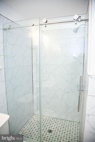 2548 N LEE ST, Philadelphia, PA 19125