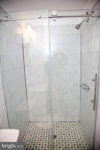 2548 N LEE ST, Philadelphia, PA 19125