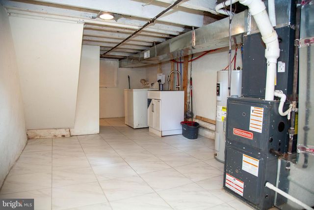 2548 N LEE ST, Philadelphia, PA 19125