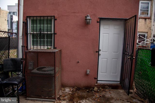 2548 N LEE ST, Philadelphia, PA 19125