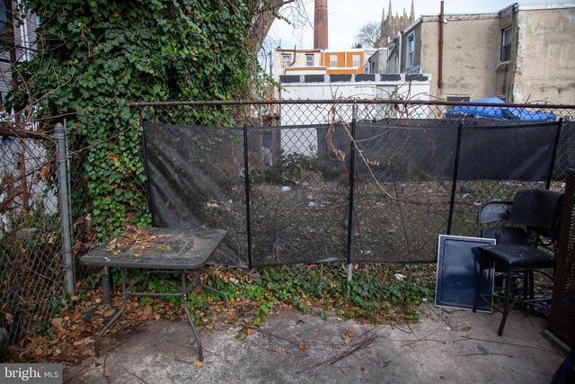 2548 N LEE ST, Philadelphia, PA 19125