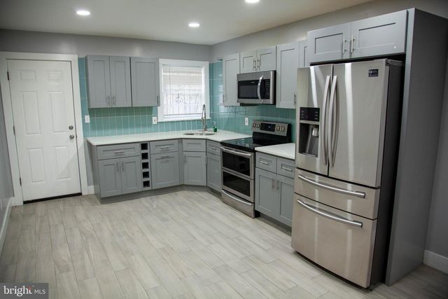 2548 N LEE ST, Philadelphia, PA 19125