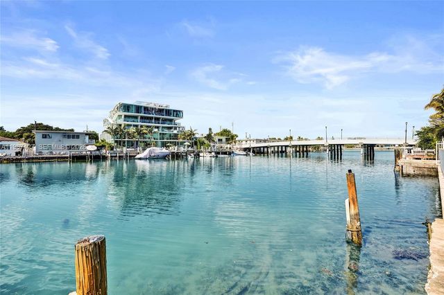 8420 Byron Ave 7, Miami Beach, FL 33141