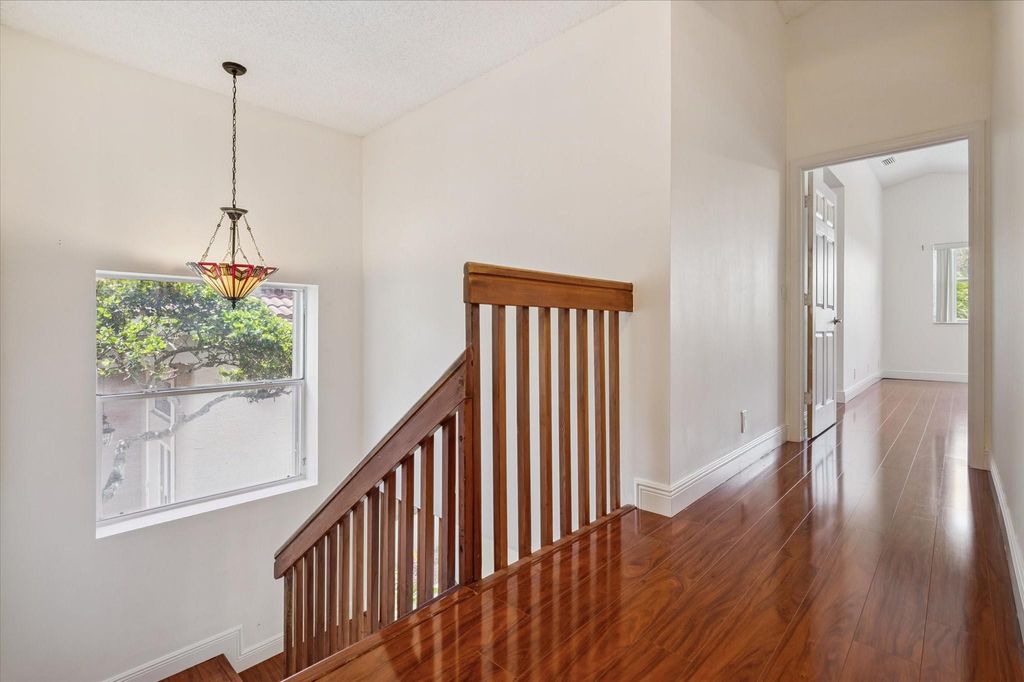 Image 14 of property listing at 6365 NW 77th Pl, Parkland, FL 33067