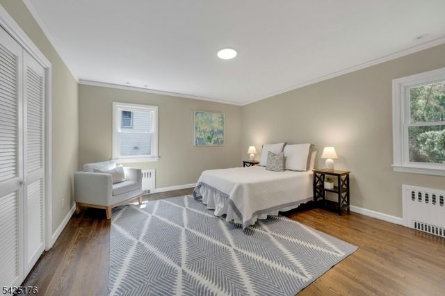46 Chestnut Hill Pl, Glen Ridge Boro Twp., NJ 07028