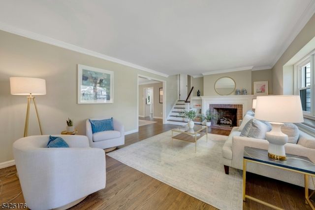 46 Chestnut Hill Pl, Glen Ridge Boro Twp., NJ 07028