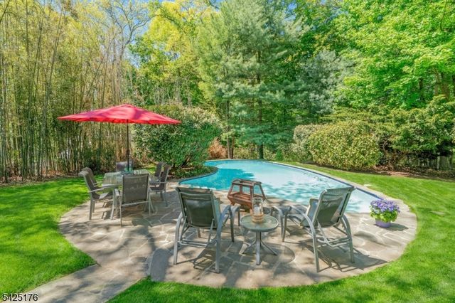 46 Chestnut Hill Pl, Glen Ridge Boro Twp., NJ 07028