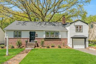 46 Chestnut Hill Pl, Glen Ridge Boro Twp., NJ 07028