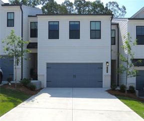 7417 Quinn Place, Flowery Branch, GA 30542