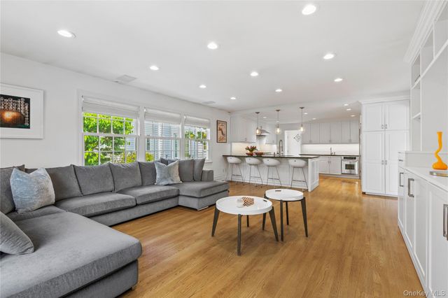 746 The Parkway, Mamaroneck, NY 10543
