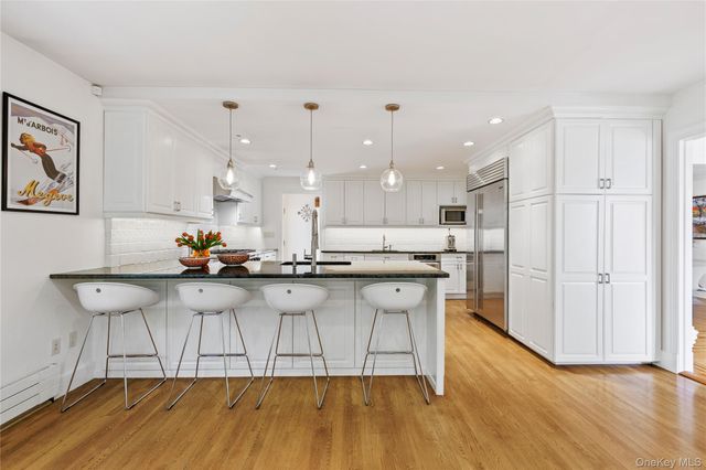 746 The Parkway, Mamaroneck, NY 10543