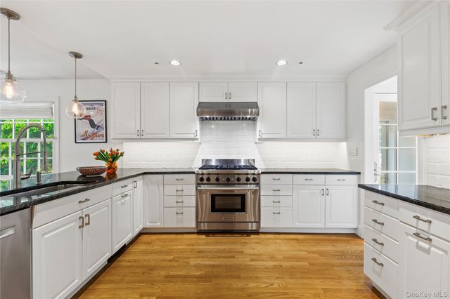 746 The Parkway, Mamaroneck, NY 10543