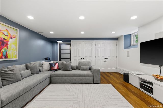 746 The Parkway, Mamaroneck, NY 10543