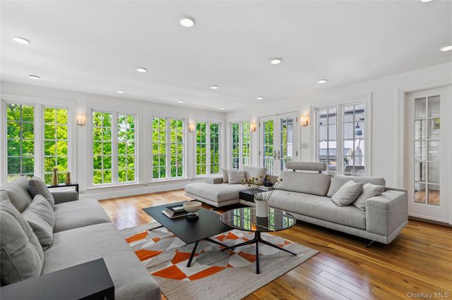 746 The Parkway, Mamaroneck, NY 10543