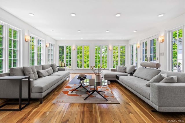746 The Parkway, Mamaroneck, NY 10543