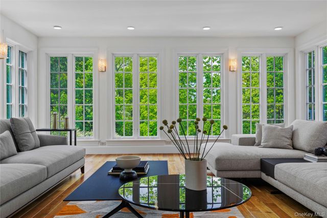 746 The Parkway, Mamaroneck, NY 10543