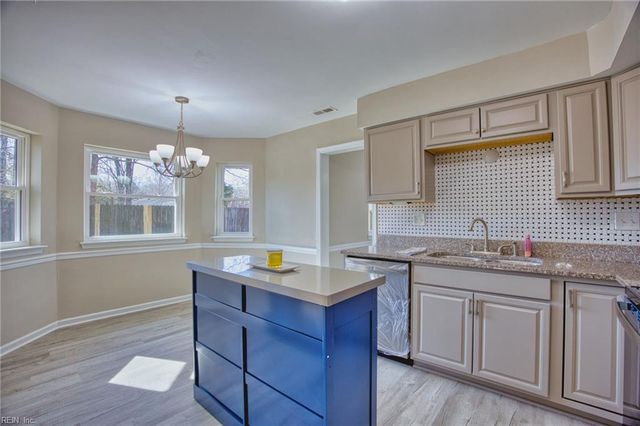 1725 Star Lake DR, Virginia Beach, VA 23453