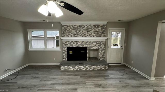 1725 Star Lake DR, Virginia Beach, VA 23453