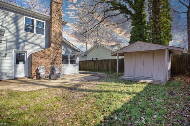 1725 Star Lake DR, Virginia Beach, VA 23453