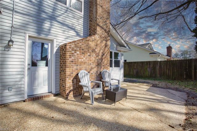 1725 Star Lake DR, Virginia Beach, VA 23453