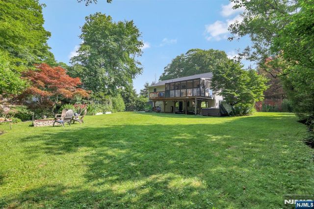 461 Otterhole Road, West Milford, NJ 07480