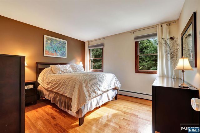 461 Otterhole Road, West Milford, NJ 07480