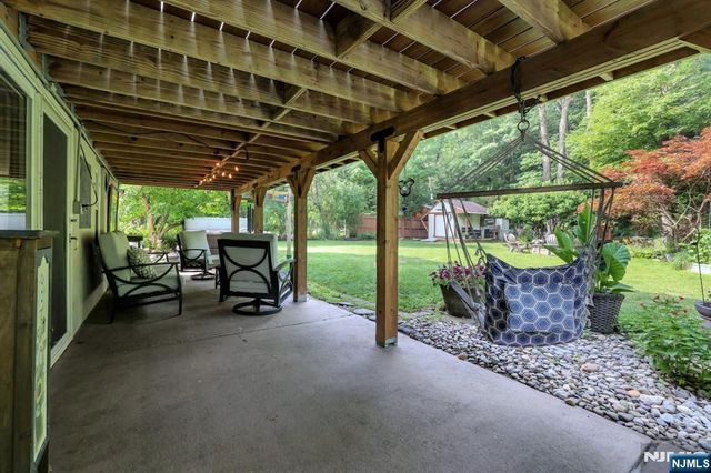 461 Otterhole Road, West Milford, NJ 07480