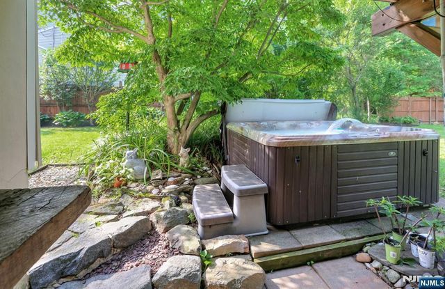 461 Otterhole Road, West Milford, NJ 07480