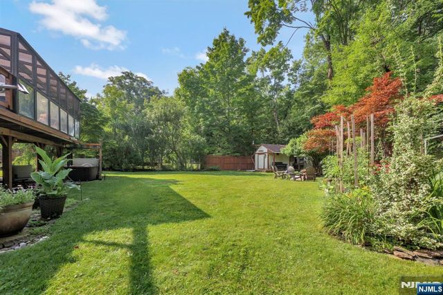 461 Otterhole Road, West Milford, NJ 07480