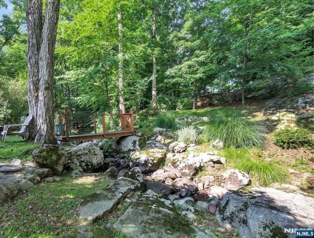 461 Otterhole Road, West Milford, NJ 07480