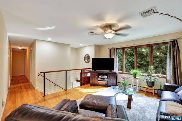 461 Otterhole Road, West Milford, NJ 07480
