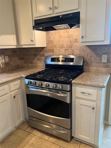 12314 Meadowhollow Drive, Meadows Place, TX 77477